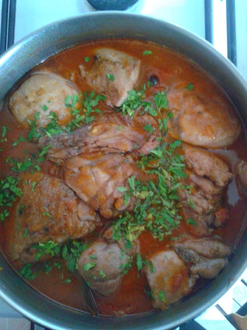 Pollo alla cacciatora czyli kurczak po myśliwsku Pollo alla cacciatora czyli kurczak po myśliwsku