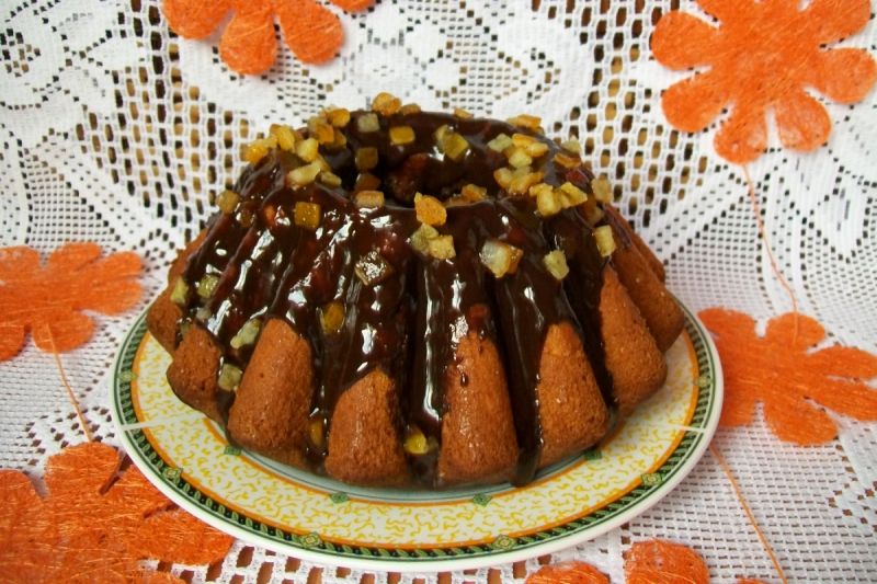 Pomarańczowa babka na białkach