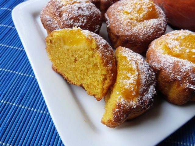 Pomarańczowe muffiny z dynią hokkaido Pomarańczowe muffiny z dynią hokkaido