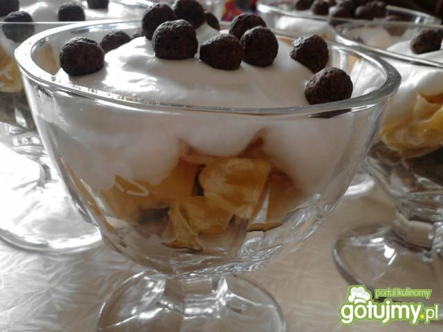 Pomarańczowo - ciasteczkowy deser