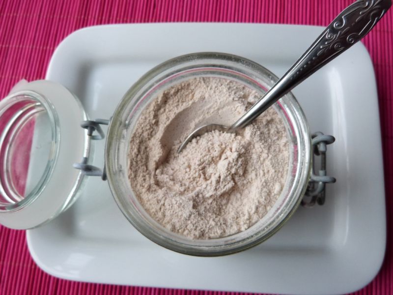 Pomarańczowo-korzenny cukier puder Pomarańczowo-korzenny cukier puder