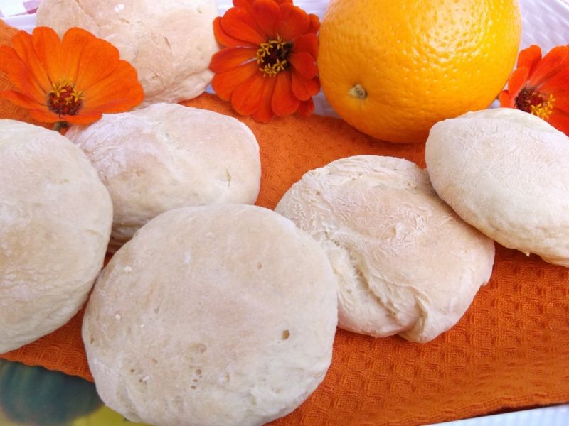 Pomarańczowo-miodowe bułeczki Pomarańczowo-miodowe bułeczki