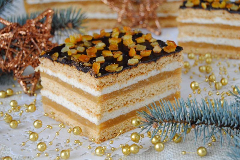 Pomarańczowo- orzechowy miodownik Pomarańczowo- orzechowy miodownik