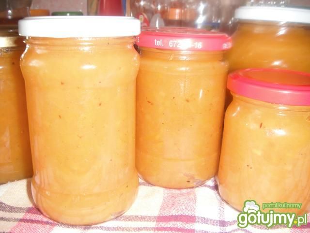 Pomarańczowy dżem z cukinii