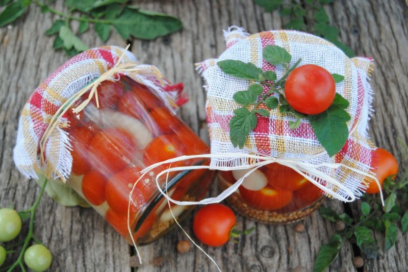 Pomidorki koktajlowe na zimę Pomidorki koktajlowe na zimę