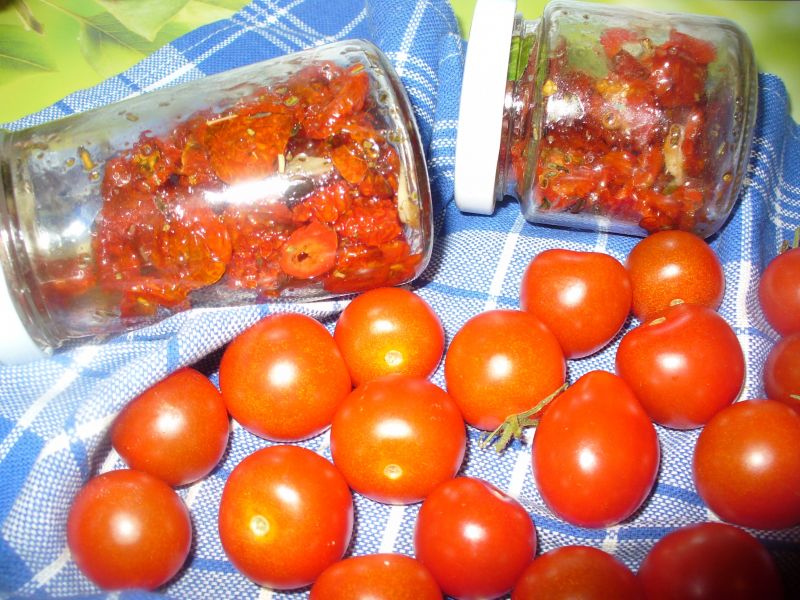 Pomidorki suszone w oleju