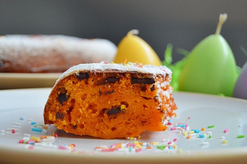 Pomidorowa babka z kawałkami czekolady Pomidorowa babka z kawałkami czekolady