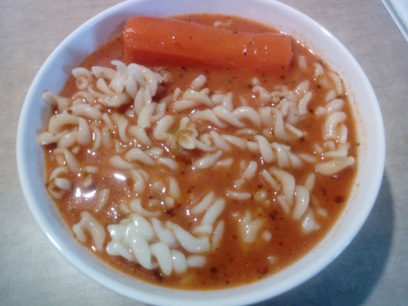 Pomidorowa na skrzydełkach Pomidorowa na skrzydełkach