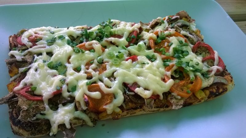 Pomidorowa pizza z grilla