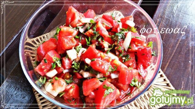 Pomidorowa sałatka z octem balsamicznym  Pomidorowa sałatka z octem balsamicznym