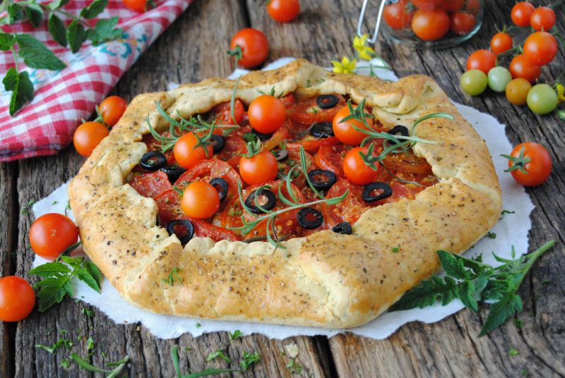 Pomidorowa tarta rustykalna Pomidorowa tarta rustykalna