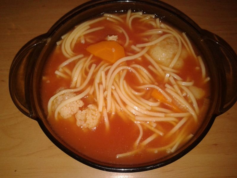 Pomidorowa z kalafiorem Pomidorowa z kalafiorem