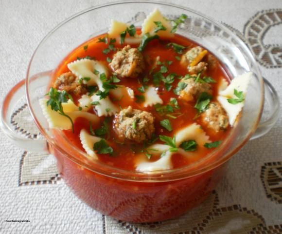 Pomidorowa z pulpetami inaczej : Pomidorowa z pulpetami inaczej :