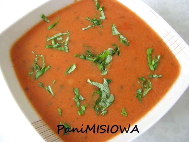 Pomidorowa z ryżem i bazylią Pomidorowa z ryżem i bazylią