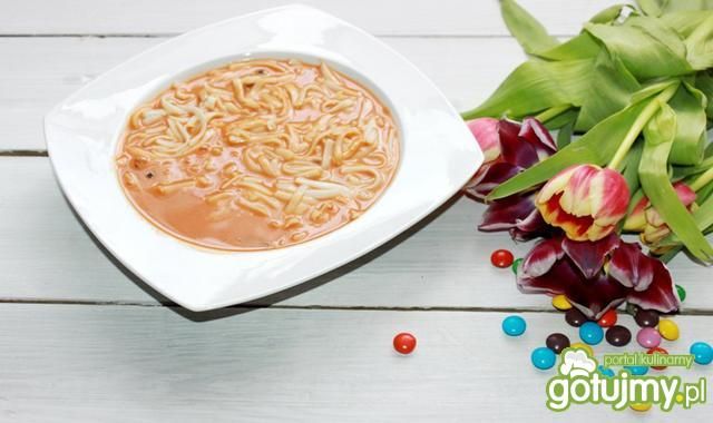 Pomidorowa z wkładką