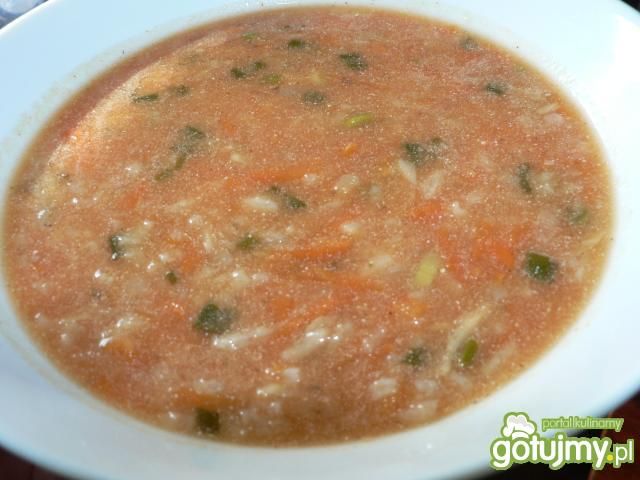 Pomidorowa z zieloną cebulką  Pomidorowa z zieloną cebulką