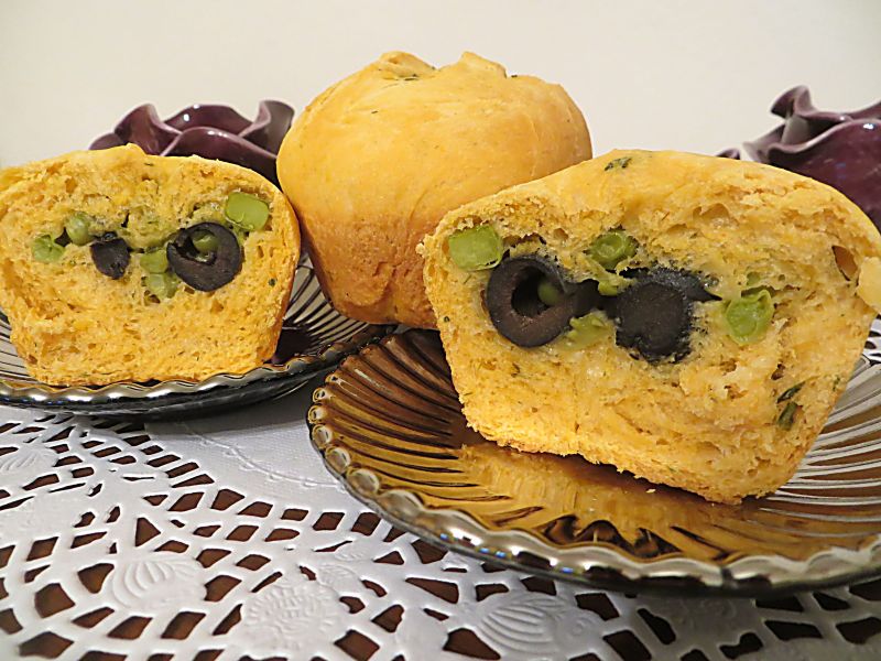 Pomidorowe bułeczki Pomidorowe bułeczki