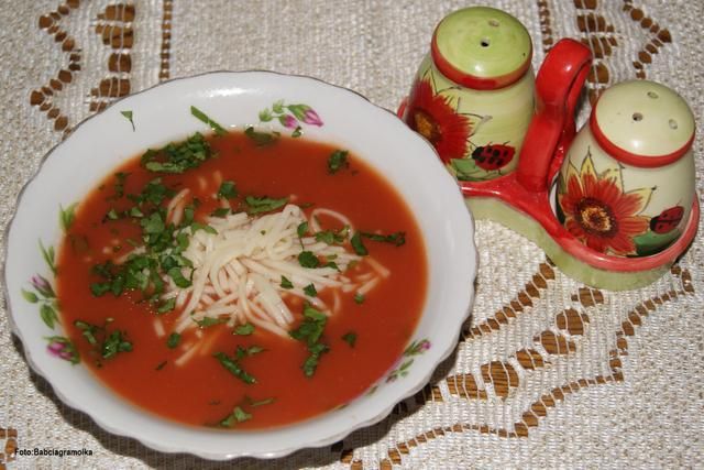 Pomidorówka z zagęszczonego soku :