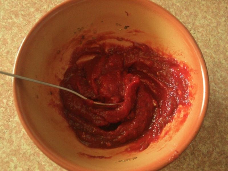 Pomidorowo - ketchupowy sos do pizzy