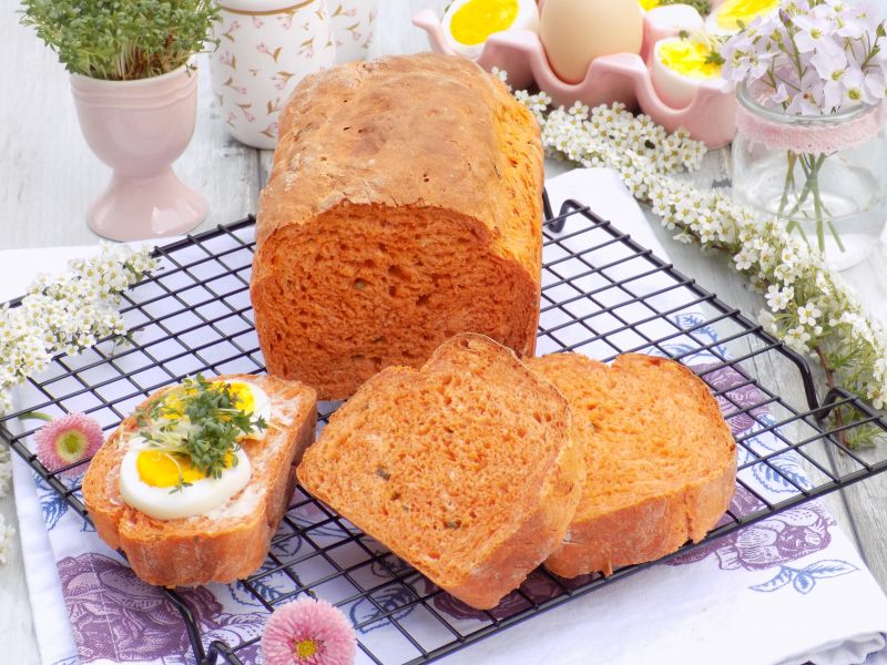 Pomidorowy chleb ze szczypiorkiem