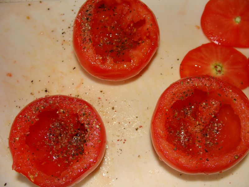 Pomidory faszerowane kaszanką