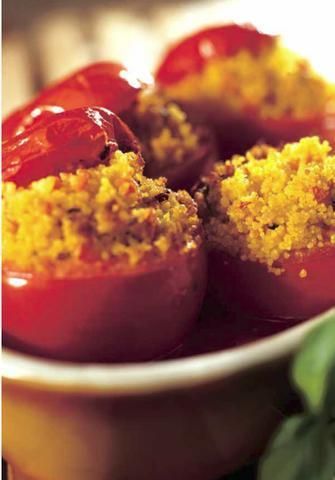 Pomidory faszerowane kaszką kuskus