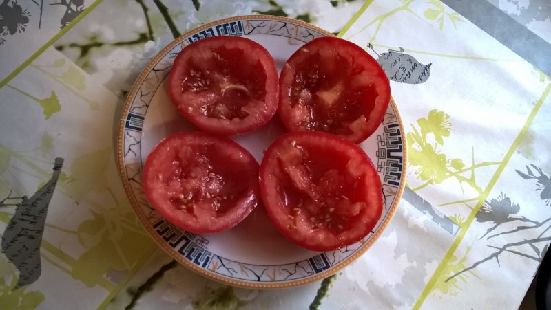 Pomidory faszerowane kuskusem i rzodkiewką