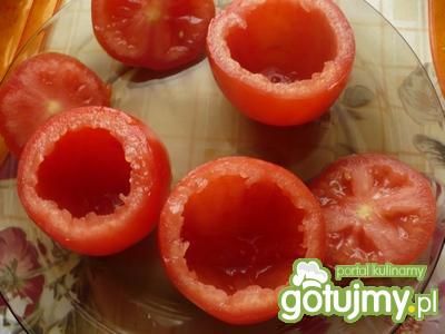 Pomidory faszerowane mięsem mielonym