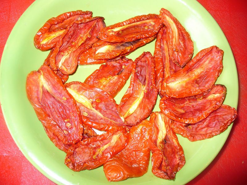 POmidory podłużne suszone POmidory podłużne suszone