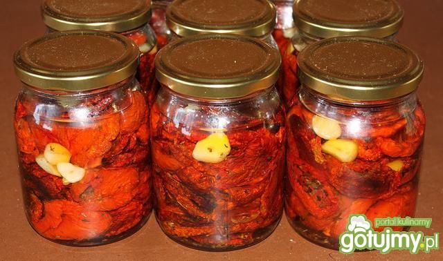 Pomidory suszone z ziołami