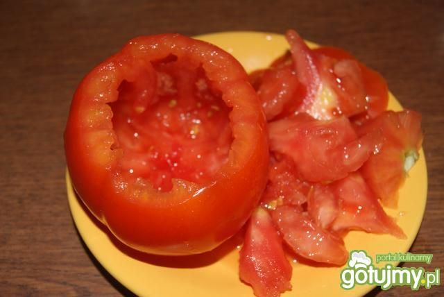 Pomidory zapiekane z kolorowym Farfale