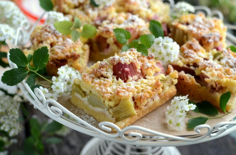 Pomysły na dania z rabarbarem