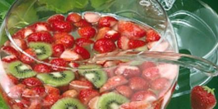 Poncz truskawkowy Poncz truskawkowy