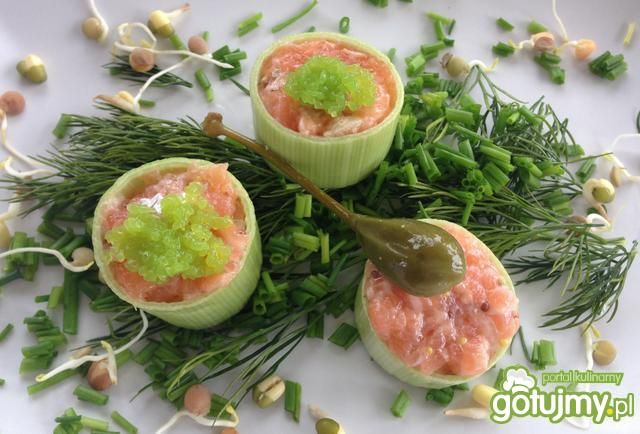 Por nadziewany łososiem 