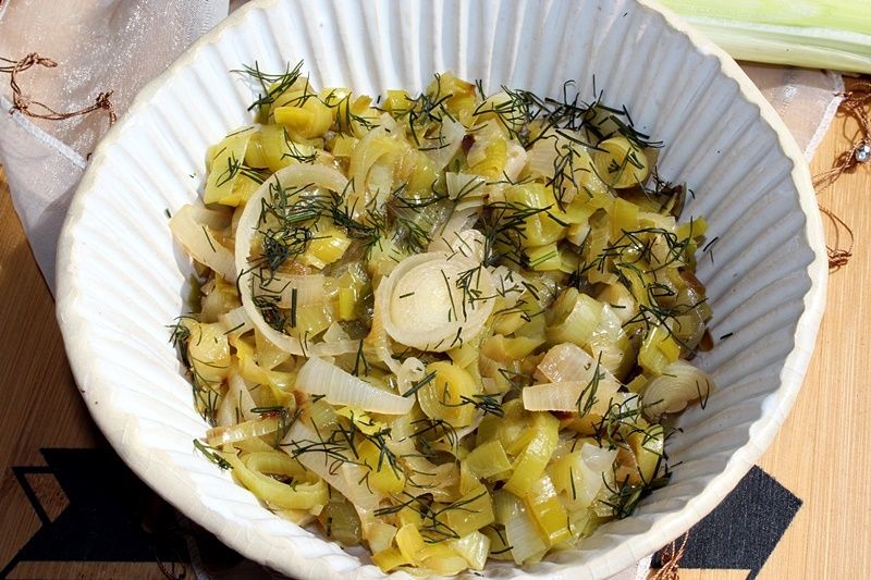 Pory duszone na maśle