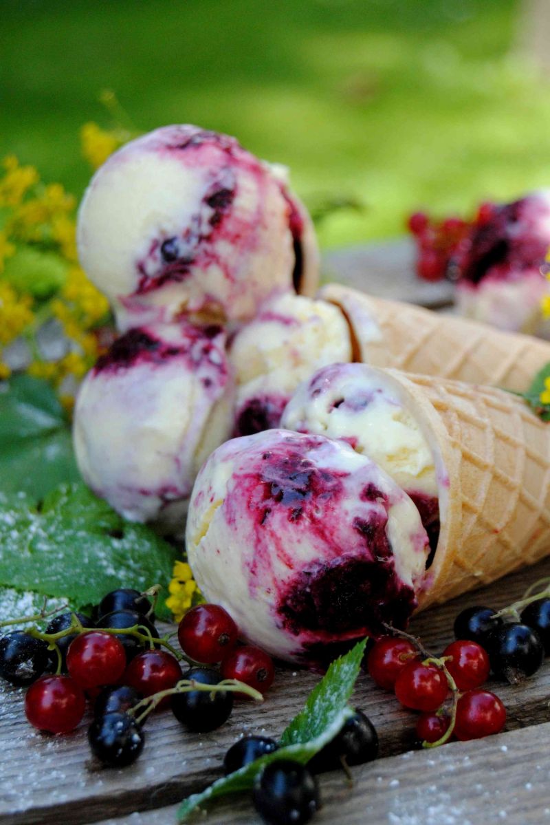 Porzeczkowo- waniliowe lody