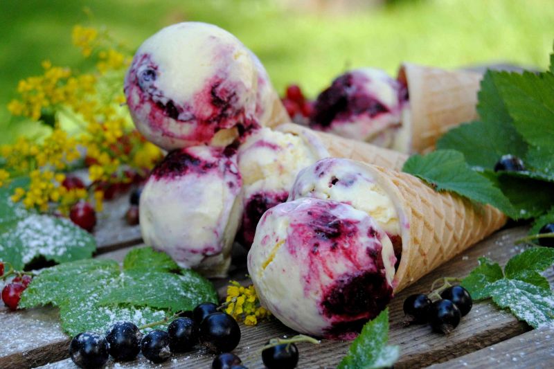 Porzeczkowo- waniliowe lody