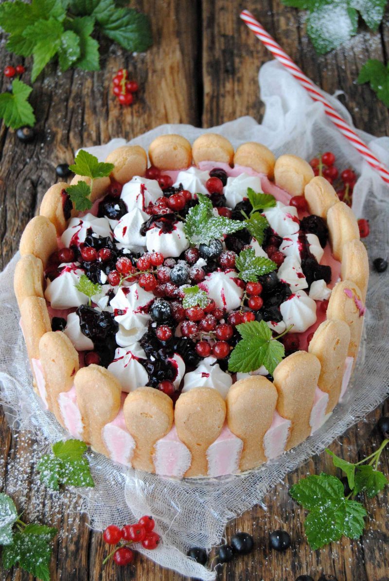 Porzeczkowy tort lodowy Porzeczkowy tort lodowy