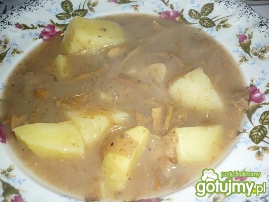 Postny żurek na wywarze grzybowym. Postny żurek na wywarze grzybowym.