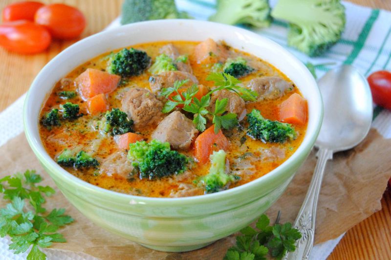 Potrawka cielęca z brokułami