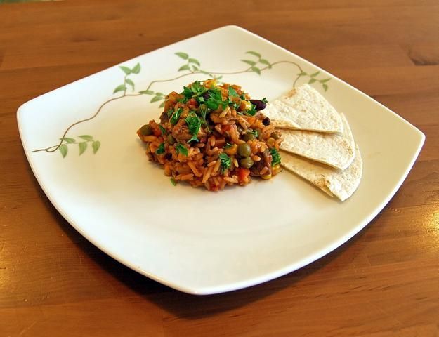 potrawka pomidorowa z ryżem z tortillą potrawka pomidorowa z ryżem z tortillą