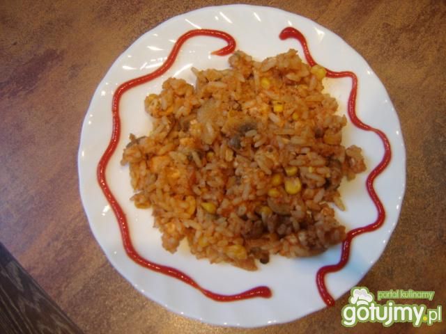 Potrawka ryżowa z kurczakiem Potrawka ryżowa z kurczakiem