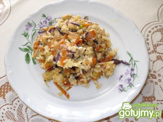 Potrawka ryżowa z kurczakiem i kapustą