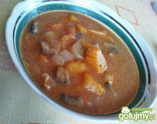 Potrawka wegetariańska z dynią