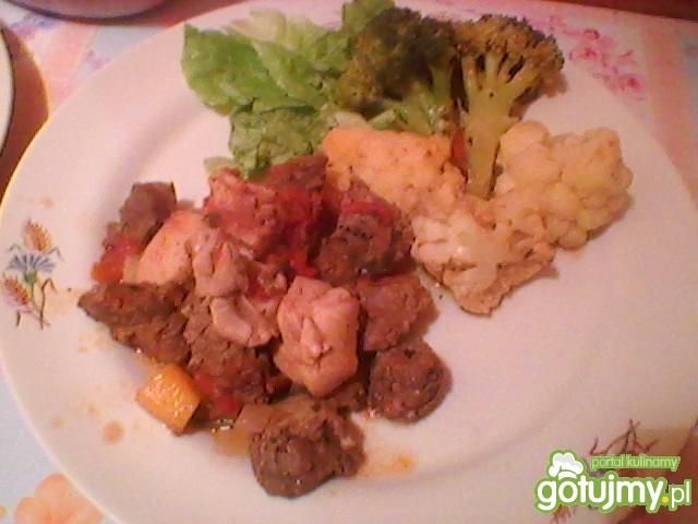 Potrawka wołowo drobiowa Potrawka wołowo drobiowa
