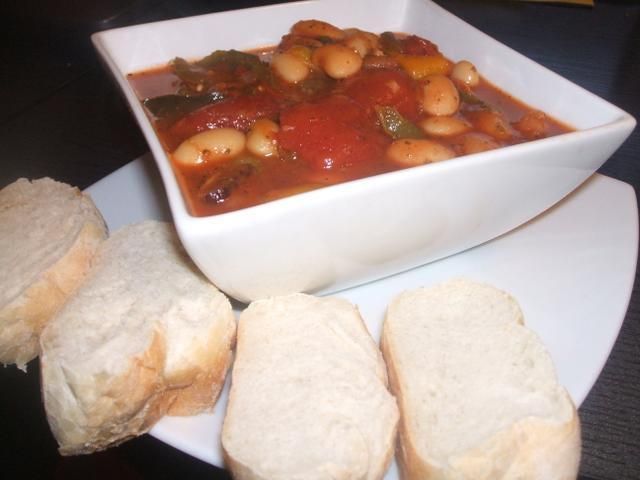 Potrawka z fasolą  Potrawka z fasolą