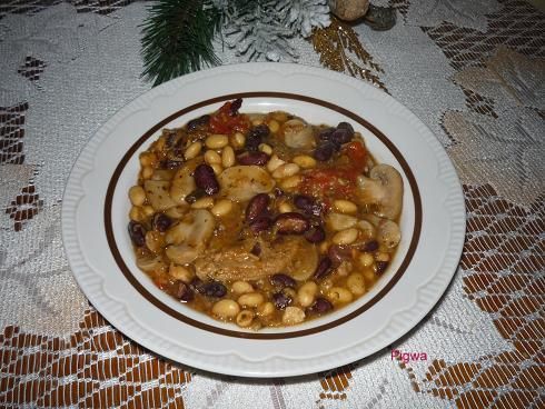 Potrawka z fasoli, soczewicy i soi