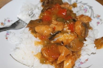 Potrawka z kurczaka z ryżem 