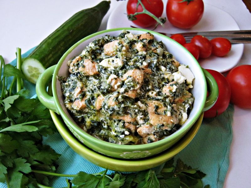 Potrawka z kurczaka ze szpinakiem i brokułem