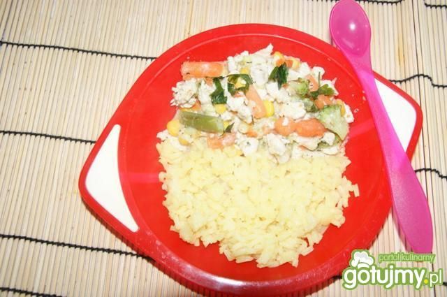 Potrawka z piersi kurczaka i warzyw 